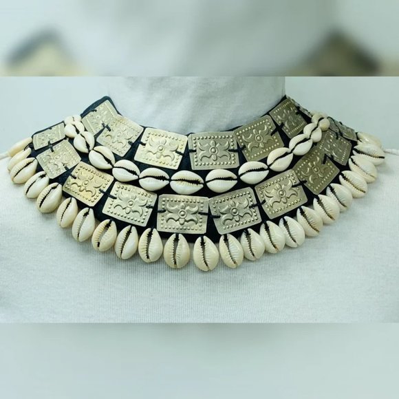 Unique Boho Necklace With Shells and Metal Pieces, Vintage Special Design Neckla - Picture 1 of 11